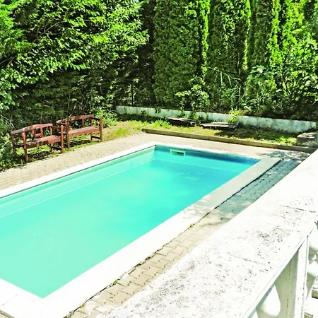 Toereki Mit Pool Case de vacanță