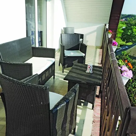 Toereki Mit Pool Case de vacanță Siófok