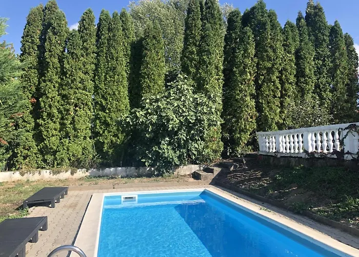Toereki Mit Pool Semesterbostad Siófok